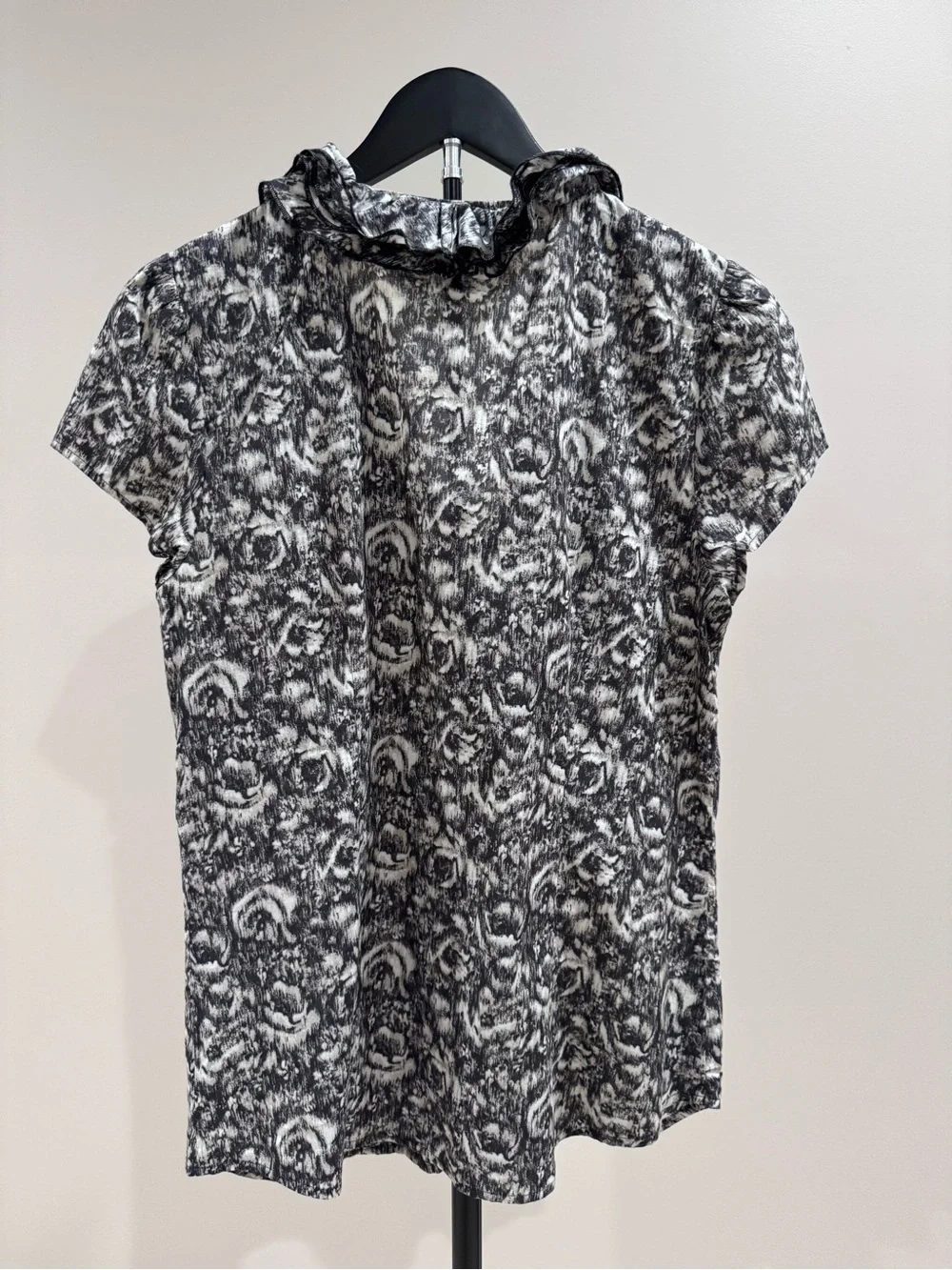 LOFT short sleeve